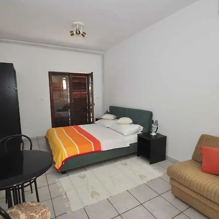 Apartment Omis 3 Apartment