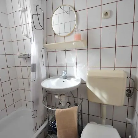 Apartment Omis 3 Apartment Omis